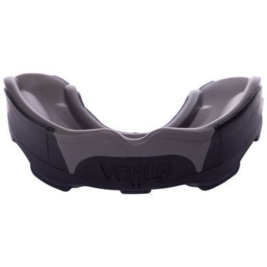 Капа боксерская одночелюстная двухслойная VENUM PREDATOR VN0621-114 цвет черный