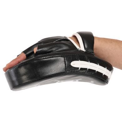 Лапа боксерская изогнутая тренировочная Кожвинил BOXER NEW 2011-N цвет черный