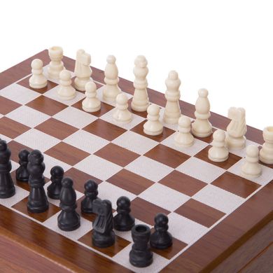 Набор настольных игр 2 в 1 шахматы карты W2517B